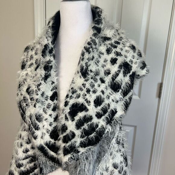 Liquid by Sioni soft vest - Picture 5 of 7